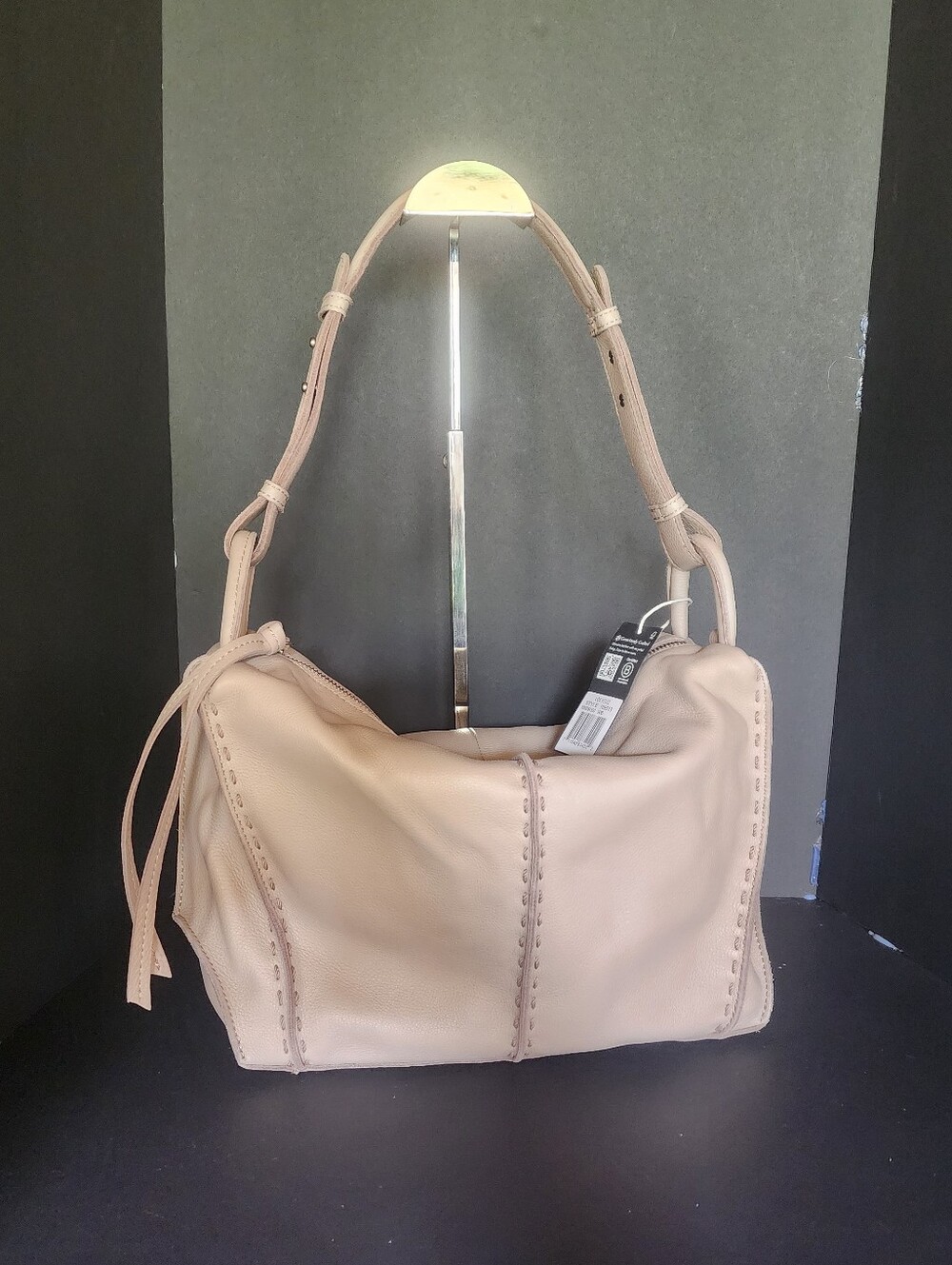 The Sak NWT Los Feliz Shoulder Bag